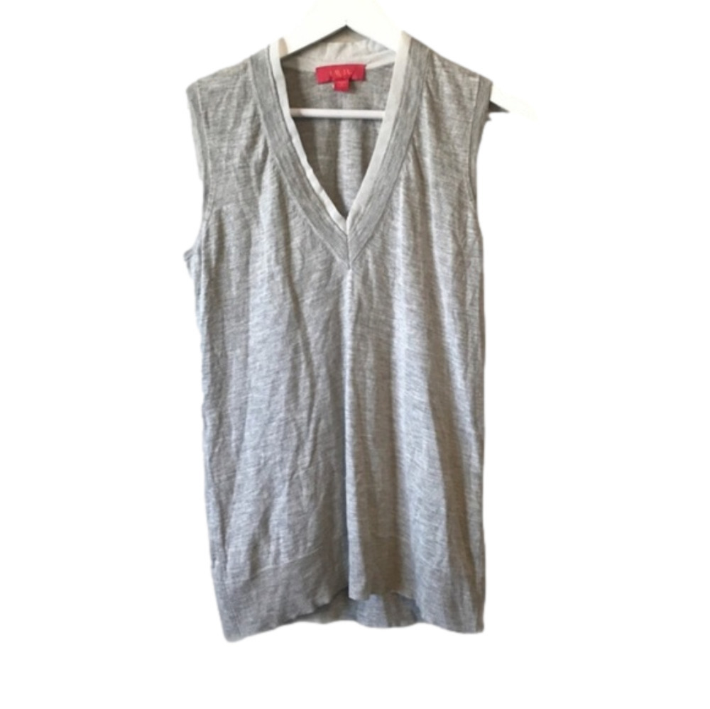 𝅺LAVIA18 knot v neck sleeveless top
